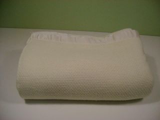 Vtg Lightweight Ivory100 Acrylic Woven Thermal Blanket Twin 64 " X 90 " Usa Made