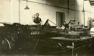 F524 Vtg Photo Letterpress Printing Machinery Work Room C Early 1900 