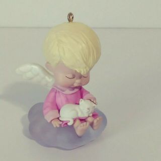 Hallmark Ornament 2004 Sweet Pea Mary 