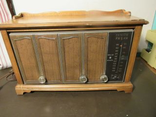 Vintage Zenith Solid State Fm/am Radio