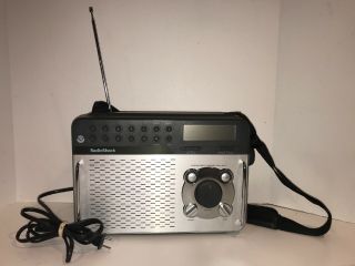 Vintage Model 12 - 150 Radio Shack Extreme Range Am Fm Wx Weather Band Radio