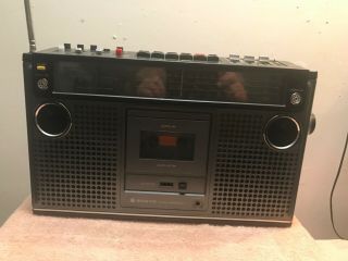 Vintage Sanyo M9980k Radio - Cassette Player/recorder -