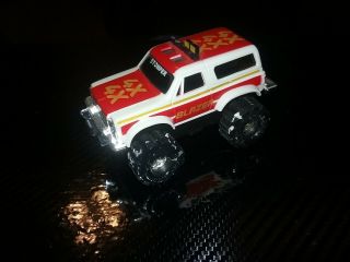 Vintage Schaper Stomper 4x4 White And Red Gm Chevy Blazer